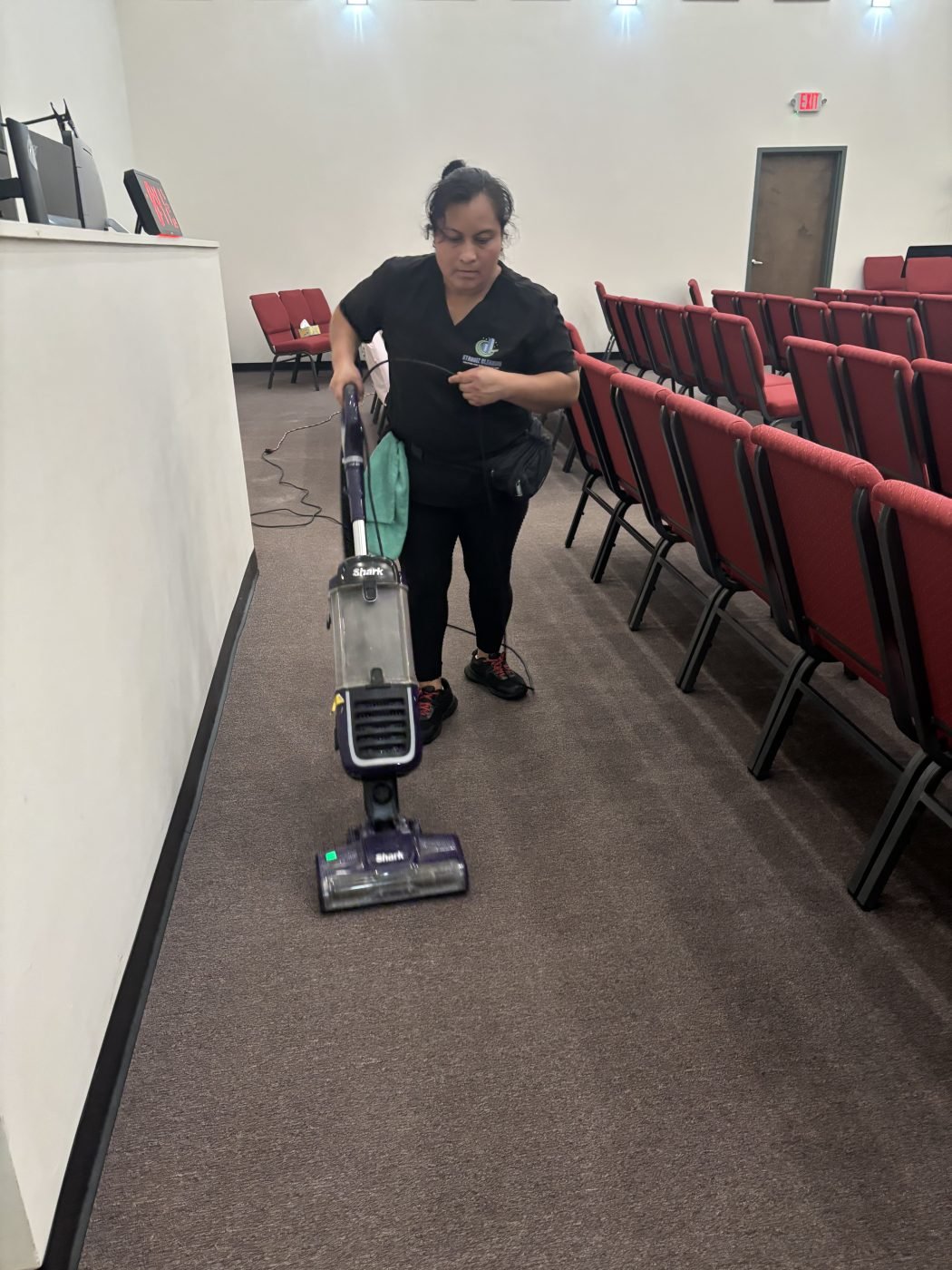 Starbiz cleaner cleaning worship center